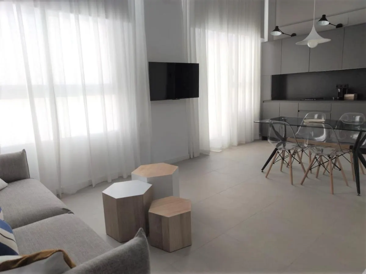 Luxury Loft Malaga Carreteria contacts